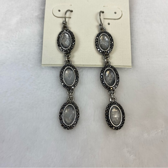 Lucky Brand Quartz & Black Crystal Linear Earrings Silver Tone Metal NWT - Picture 2 of 4